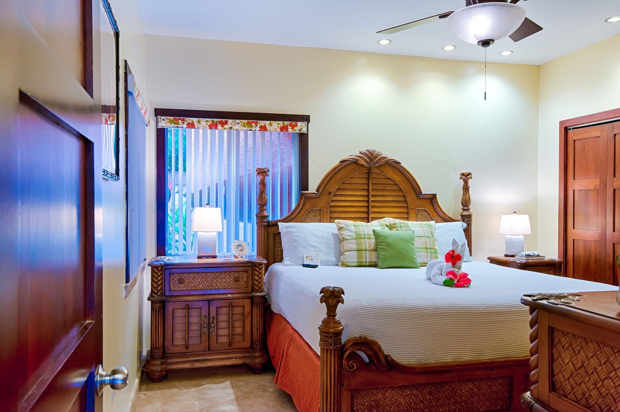Infinity Bay Spa & Beach Resort West Bay Bagian luar foto