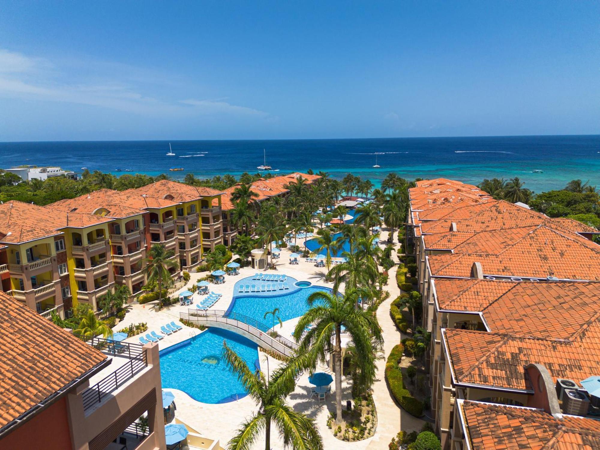 Infinity Bay Spa & Beach Resort West Bay Bagian luar foto