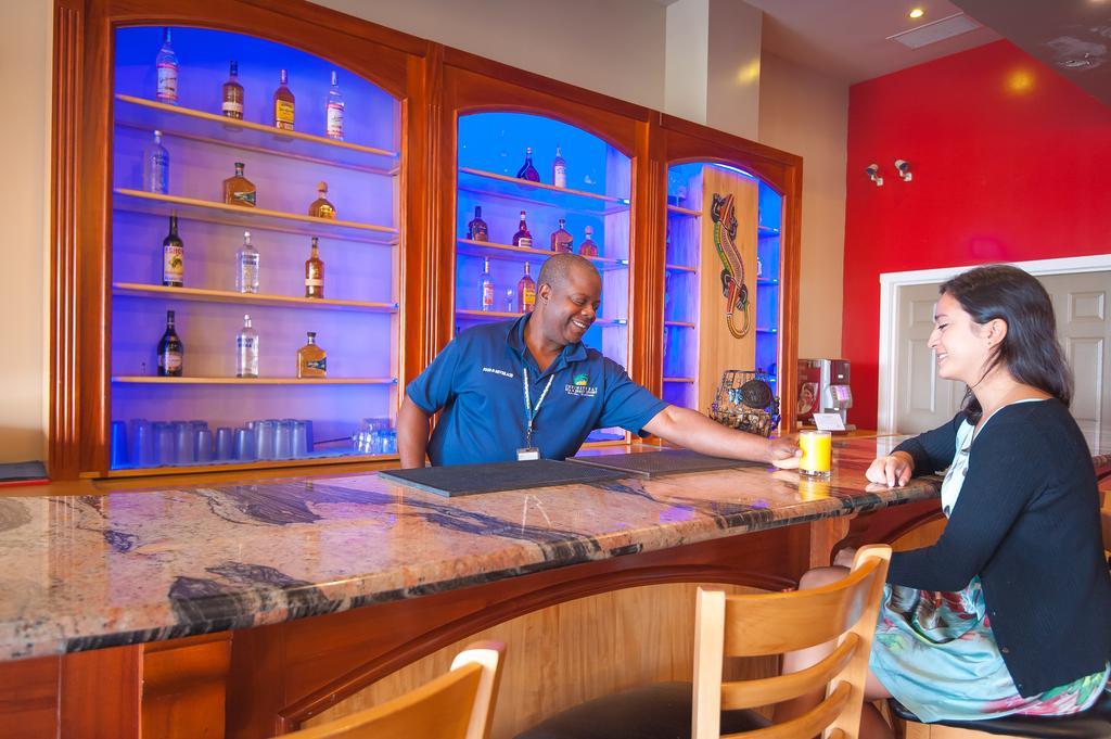 Infinity Bay Spa & Beach Resort West Bay Bagian luar foto